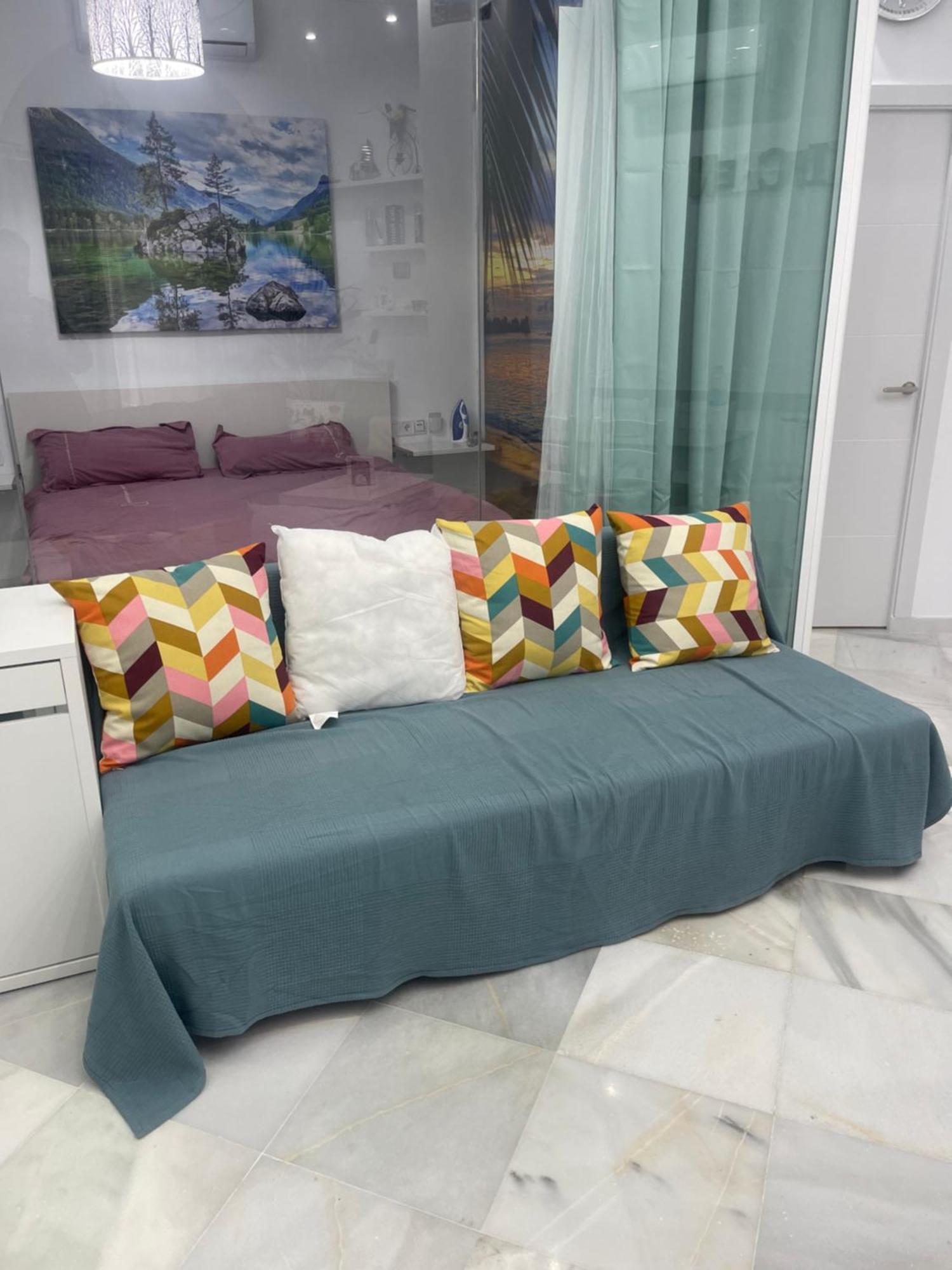 Heaven Apartment เบนัลมาเดนา ภายนอก รูปภาพ