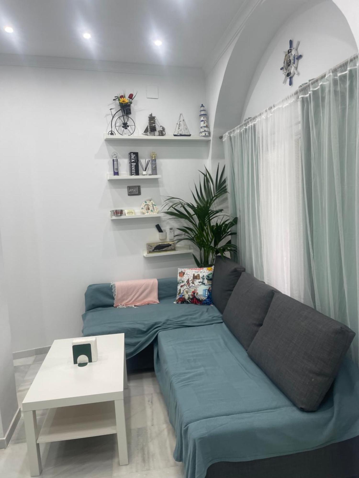 Heaven Apartment เบนัลมาเดนา ภายนอก รูปภาพ